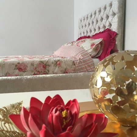 Lux Apartment In Gatwick كرولي المظهر الخارجي الصورة